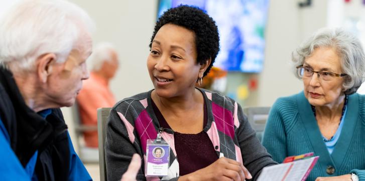 Nutritionist Helping Elders